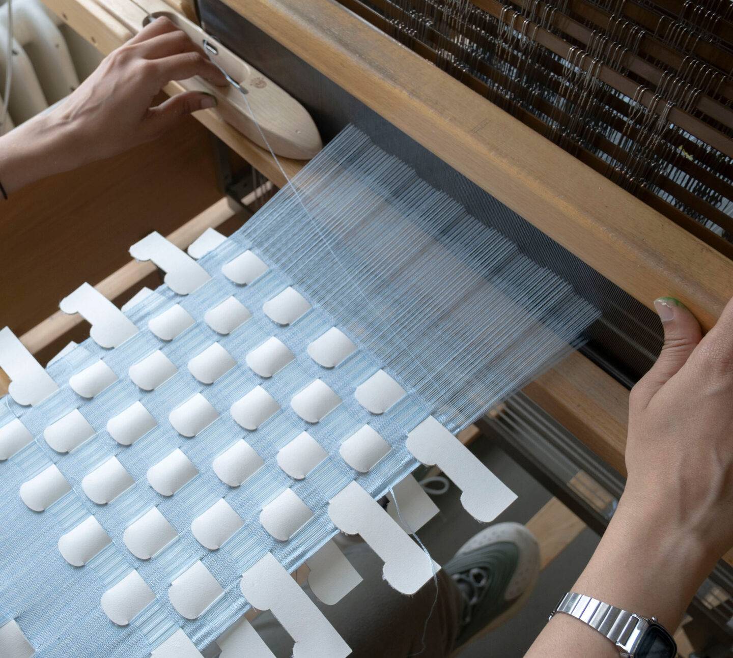 Weaving new material with leather scraps